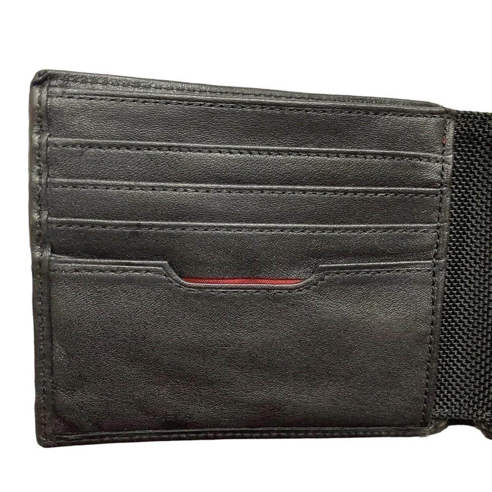 Tumi black leather mens wallet